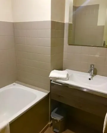 Appartement Les Residences Du Port Meubles Porto (Corsica)