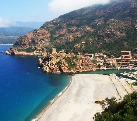 Les Residences Du Port Meubles Porto (Corsica)